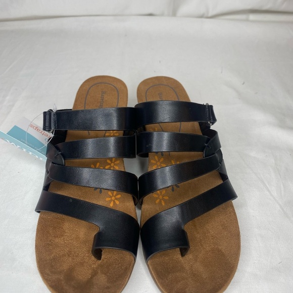 Women Baretraps Theanna Black Wedge Wide Width 11 Sandal - Picture 10 of 10